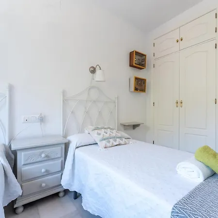 El Toro Апартаменты *