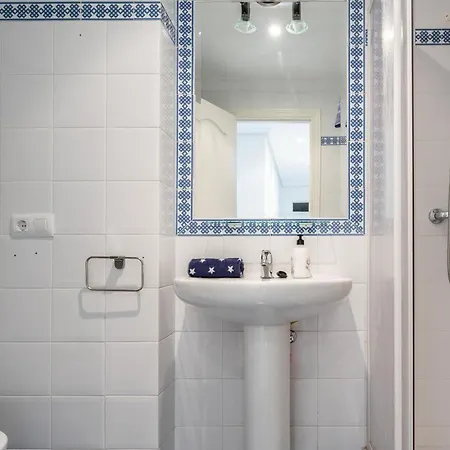 El Toro 아파트 푸엔히롤라